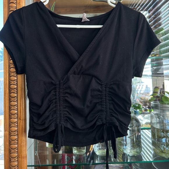 Bundle of clothes I don’t wear anymore , great condition! Message me! <3 - Picture 6 of 16